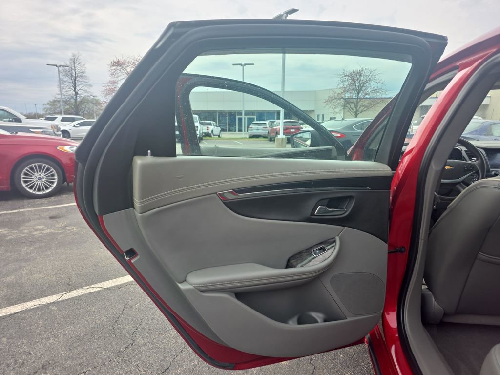 Used 2014 Chevrolet Impala LTZ image 37