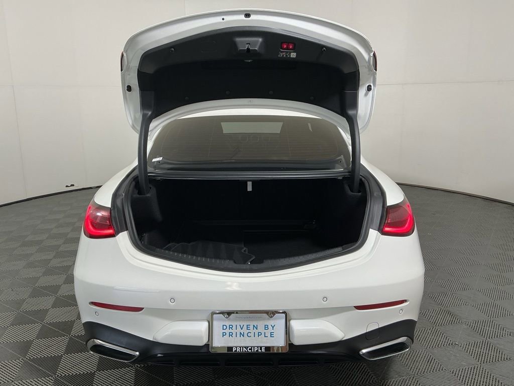 Used 2024 Mercedes-Benz CLE 300 4MATIC Coupe image 9