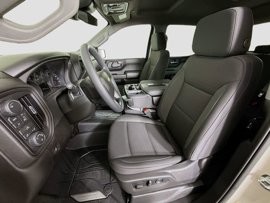 New 2026 Chevrolet Silverado 1500 Custom w/ Turbomax Blackout Package image 19