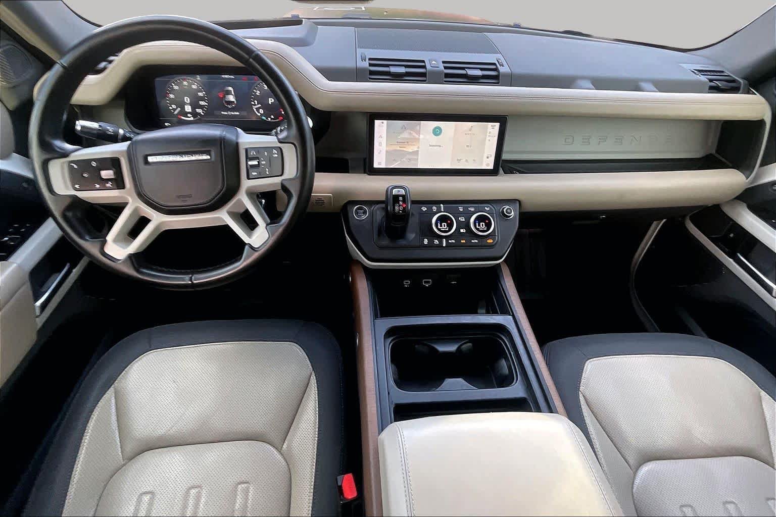 Used 2022 Land Rover Defender 110 X-Dynamic HSE AWD/4WD image 16