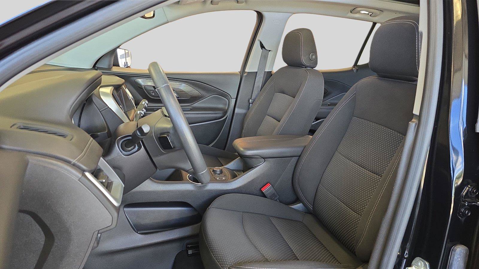 Used 2024 GMC Terrain SLE w/ Driver Convenience Package AWD/4WD image 11