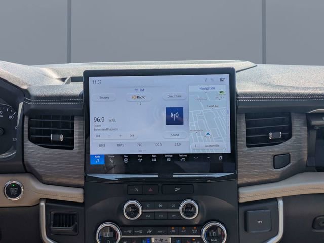 Used 2024 Ford Expedition Limited AWD/4WD image 19