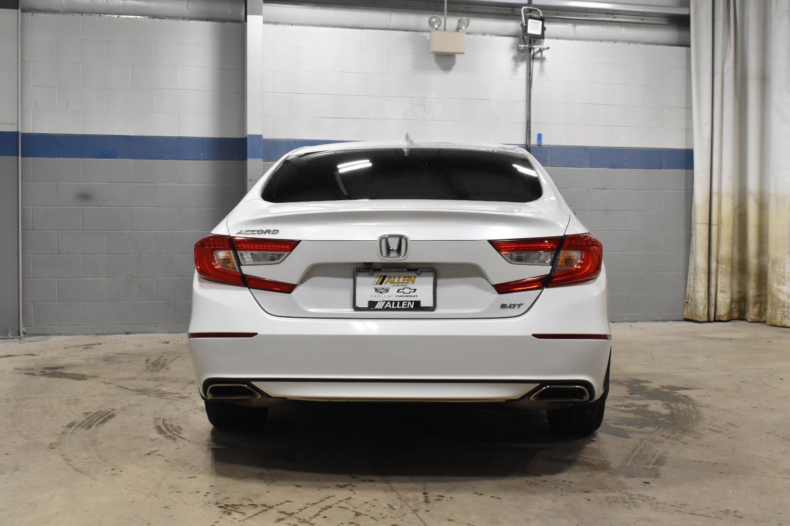 Used 2018 Honda Accord EX-L image 24