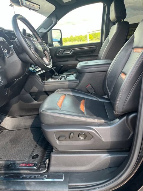 Used 2024 GMC Sierra 2500 AT4 w/ AT4 Premium Plus Package AWD/4WD image 13