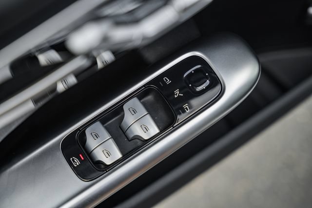Used 2024 Mercedes-Benz C 300 4MATIC Sedan image 37