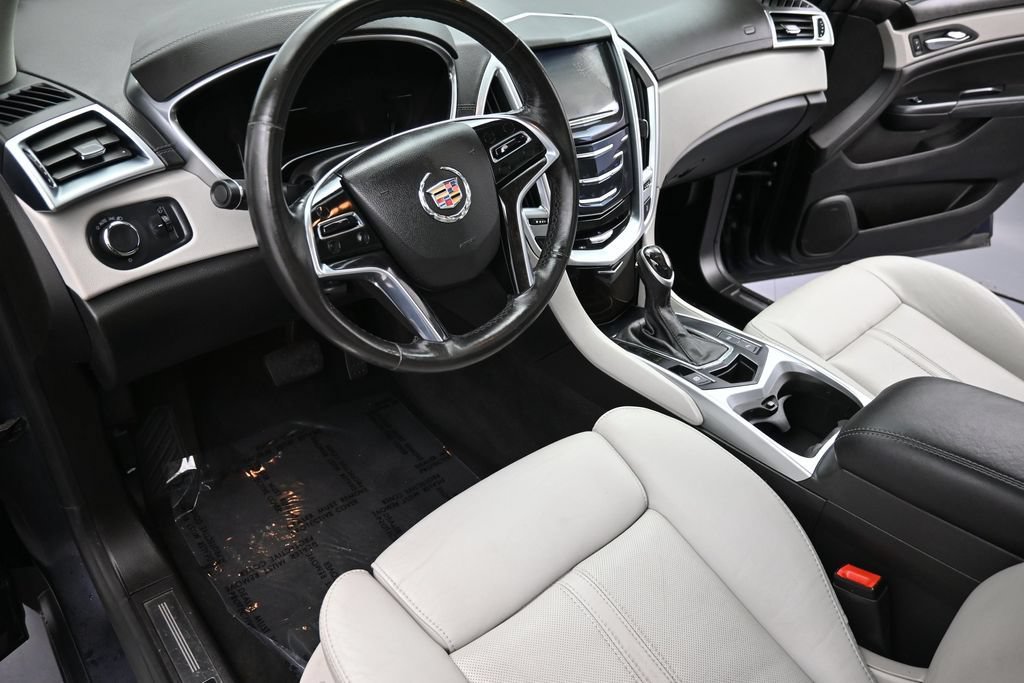 Used 2016 Cadillac SRX Luxury AWD/4WD image 12