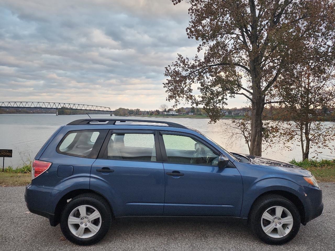 Used 2013 Subaru Forester 2.5X AWD/4WD image 6