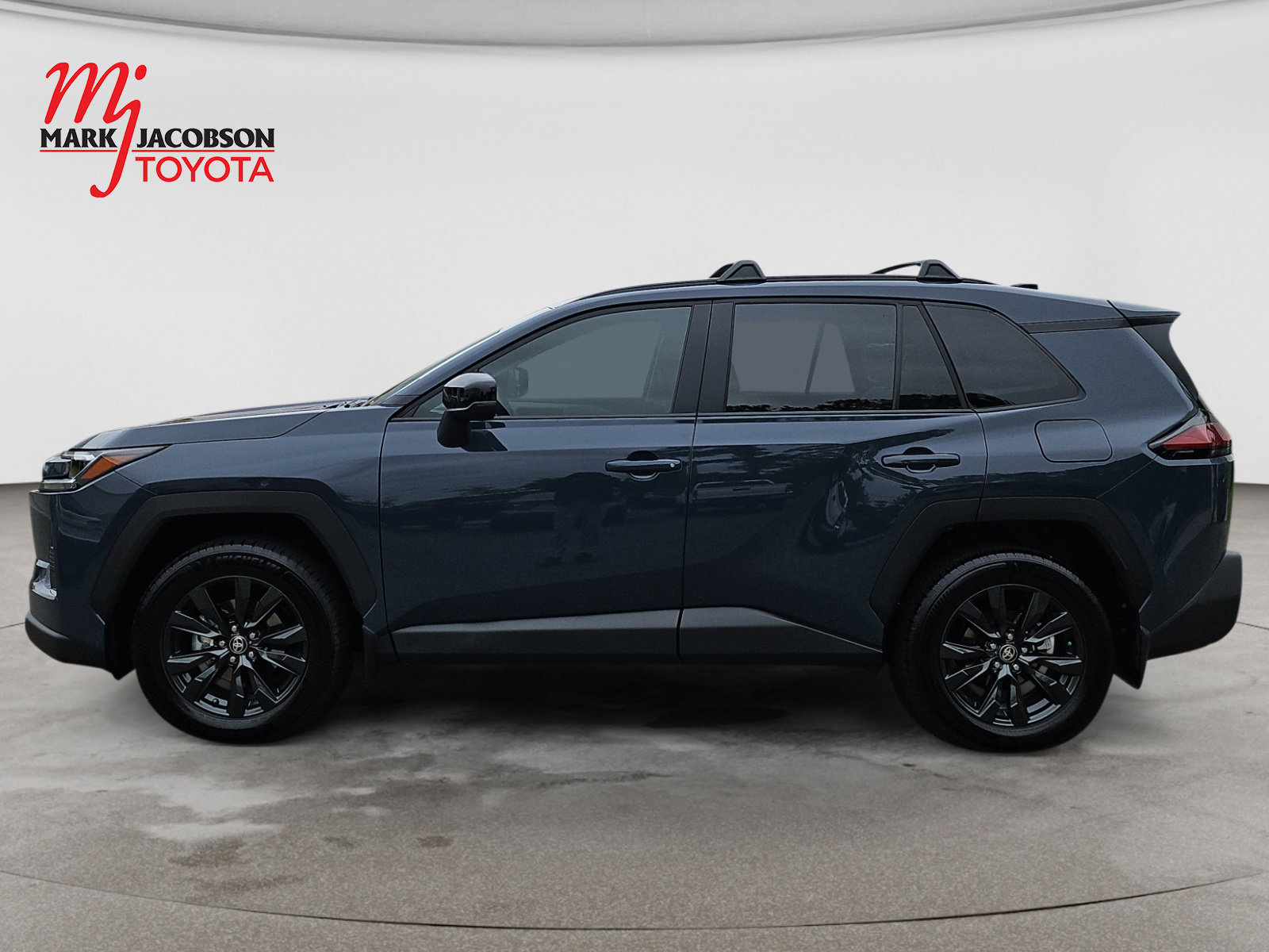 Used 2026 Toyota RAV4 XLE Premium FWD image 15