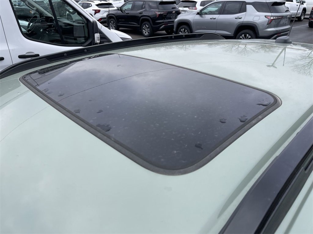 Used 2024 Chevrolet Trax RS w/ Sunroof Package image 4