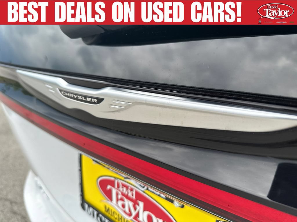 Used 2023 Chrysler Pacifica Limited w/ Uconnect Theater Family Group AWD/4WD image 38