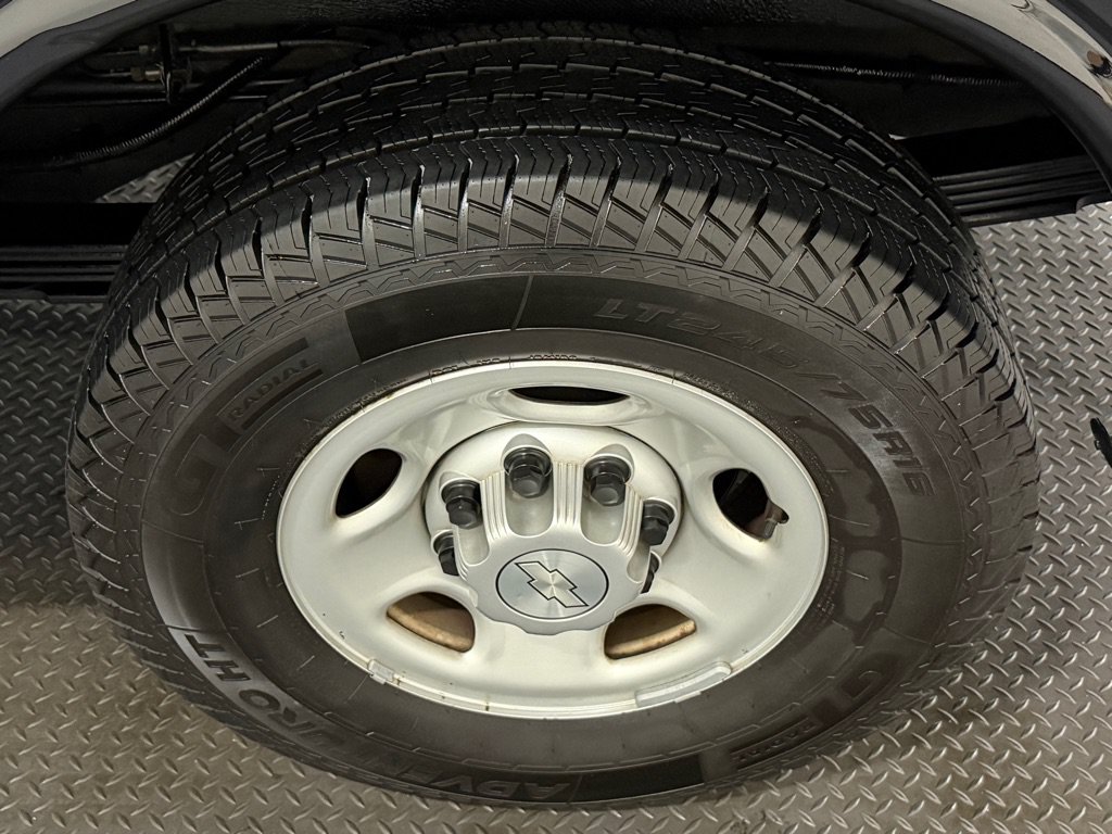 Used 2019 Chevrolet Express 3500 LS RWD image 18
