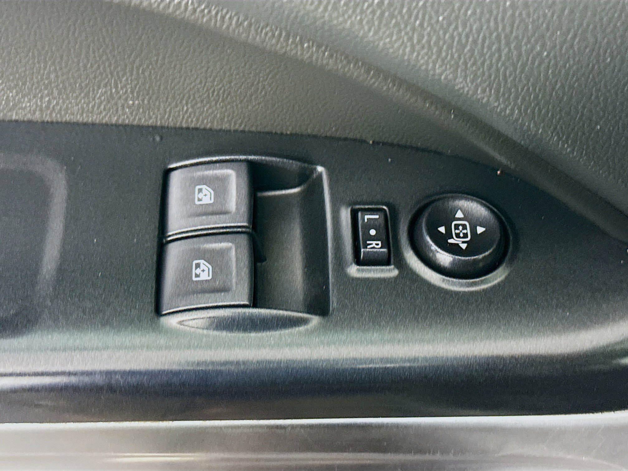 Used 2022 Chevrolet Colorado LT w/ Fleet Safety Package RWD image 23