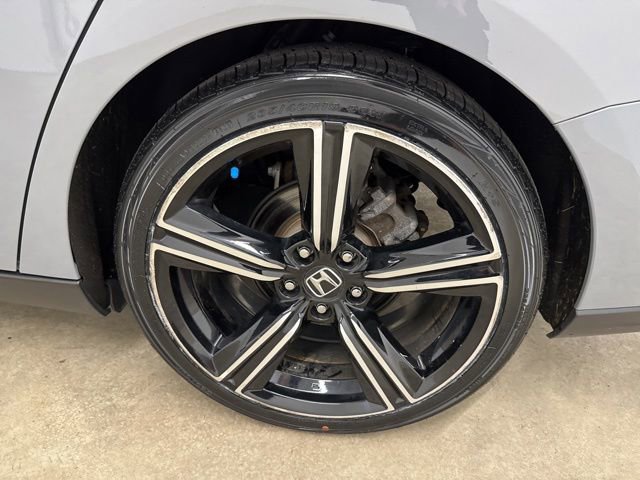 Used 2023 Honda Accord Sport image 12