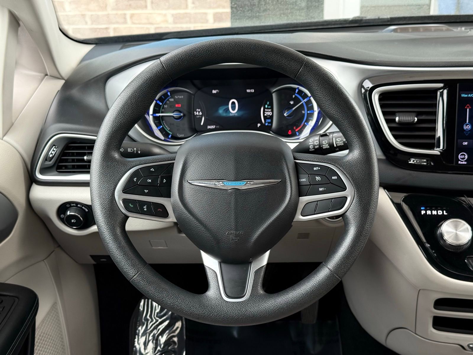 Used 2018 Chrysler Pacifica Touring Plus image 34