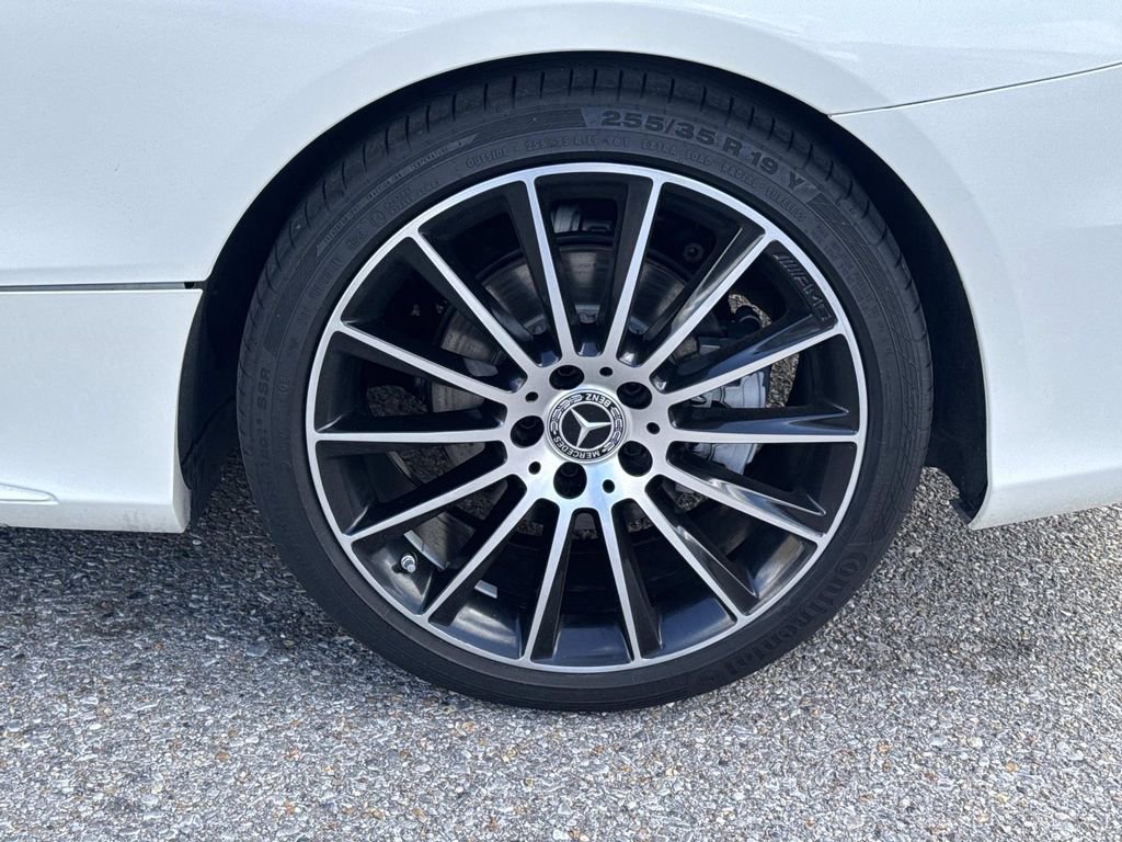 Used 2021 Mercedes-Benz C 300 Coupe image 4