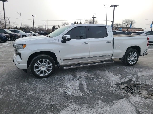 Certified 2022 Chevrolet Silverado 1500 High Country w/ High Country Premium Package image 2