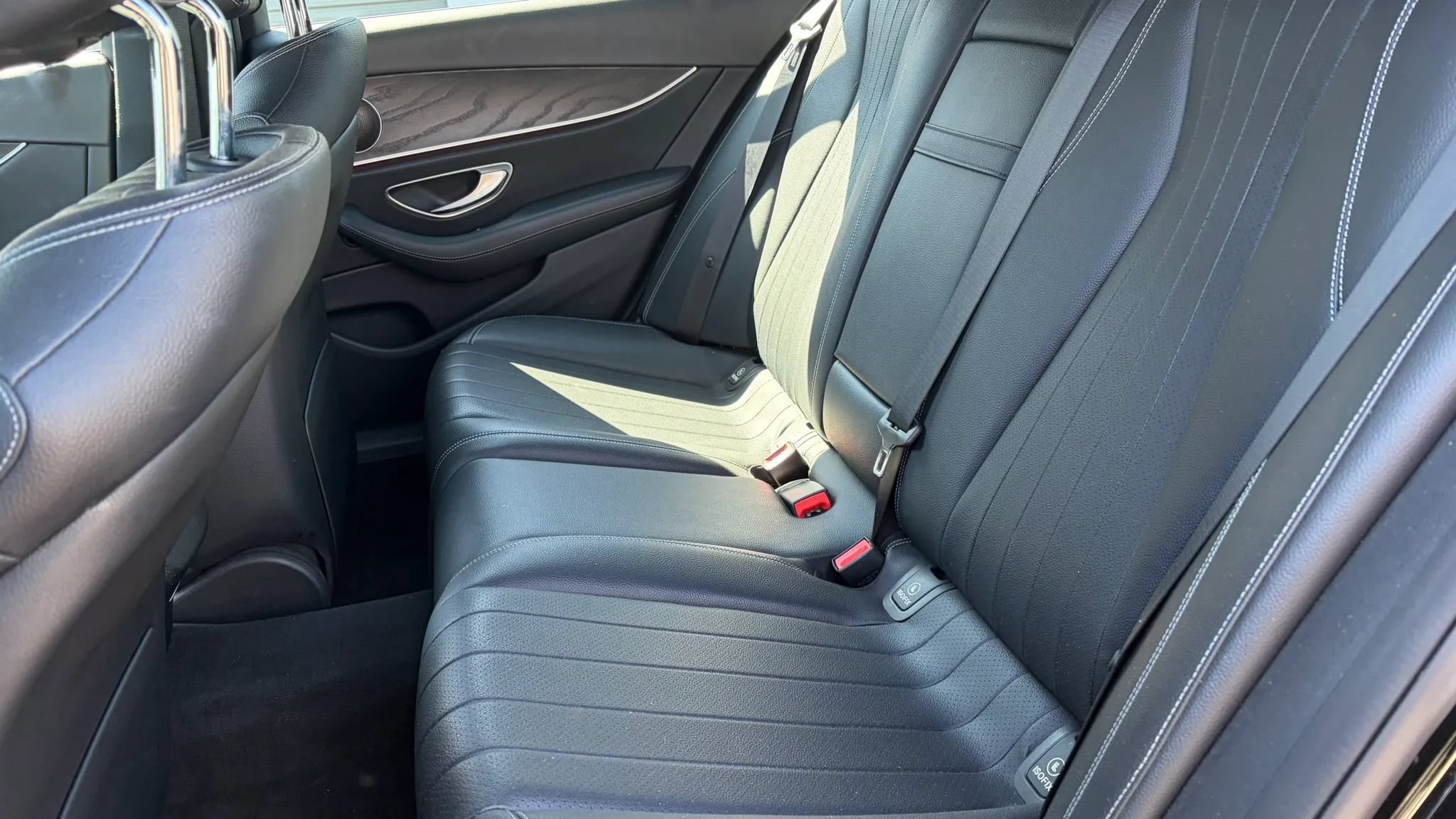 Used 2017 Mercedes-Benz E 300 image 11