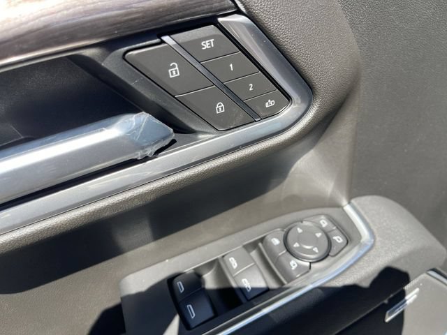 New 2026 Chevrolet Silverado 1500 LTZ w/ Technology Package AWD/4WD image 13