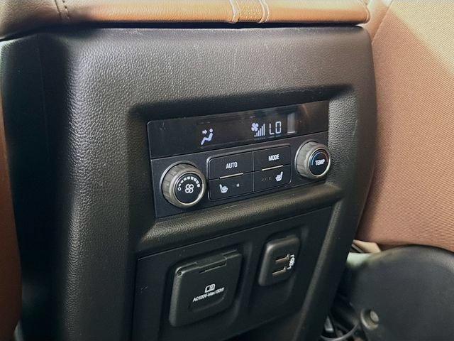 Used 2019 Chevrolet Traverse High Country AWD/4WD image 27