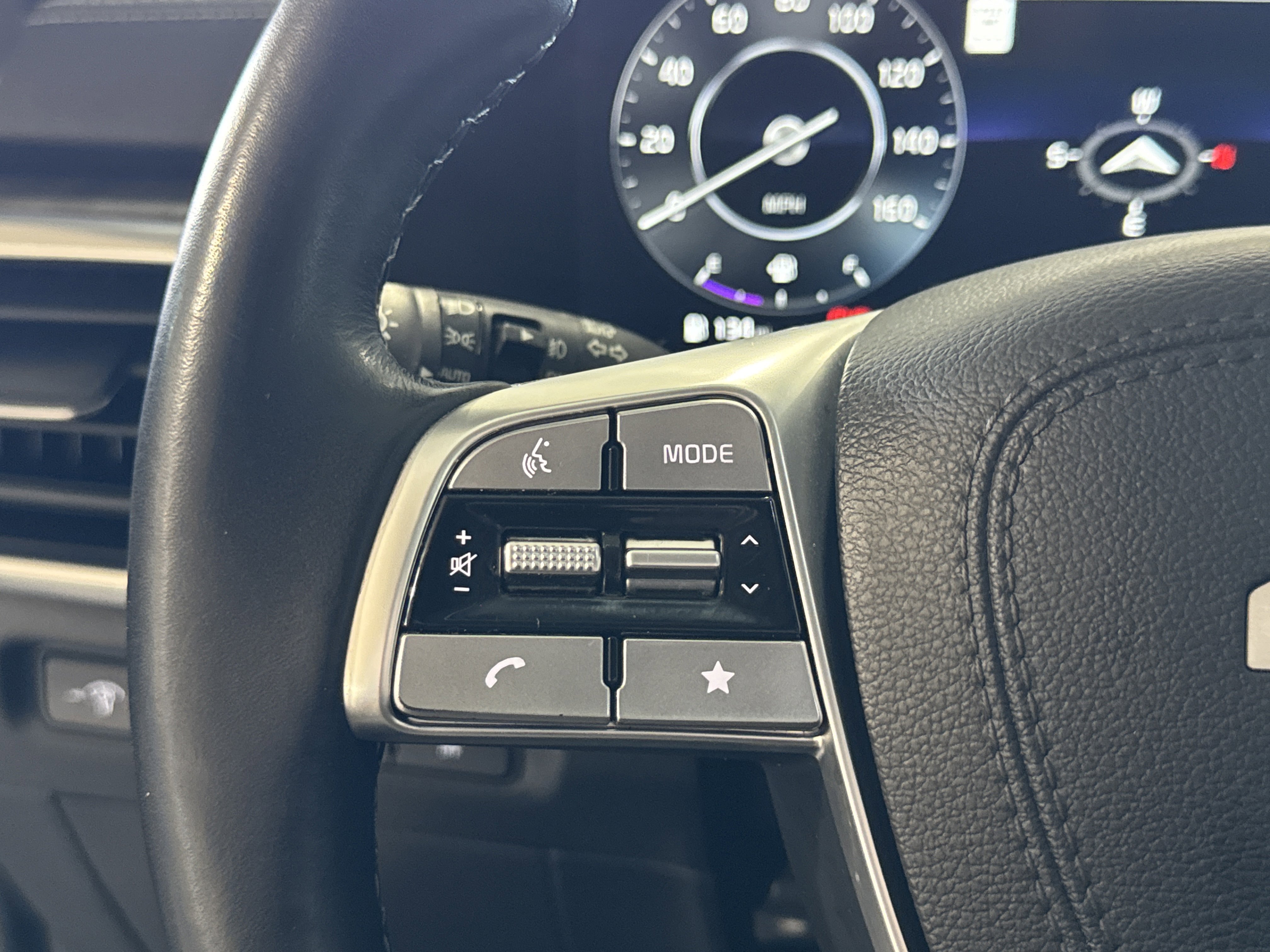 Used 2023 Kia Telluride SX Prestige image 23