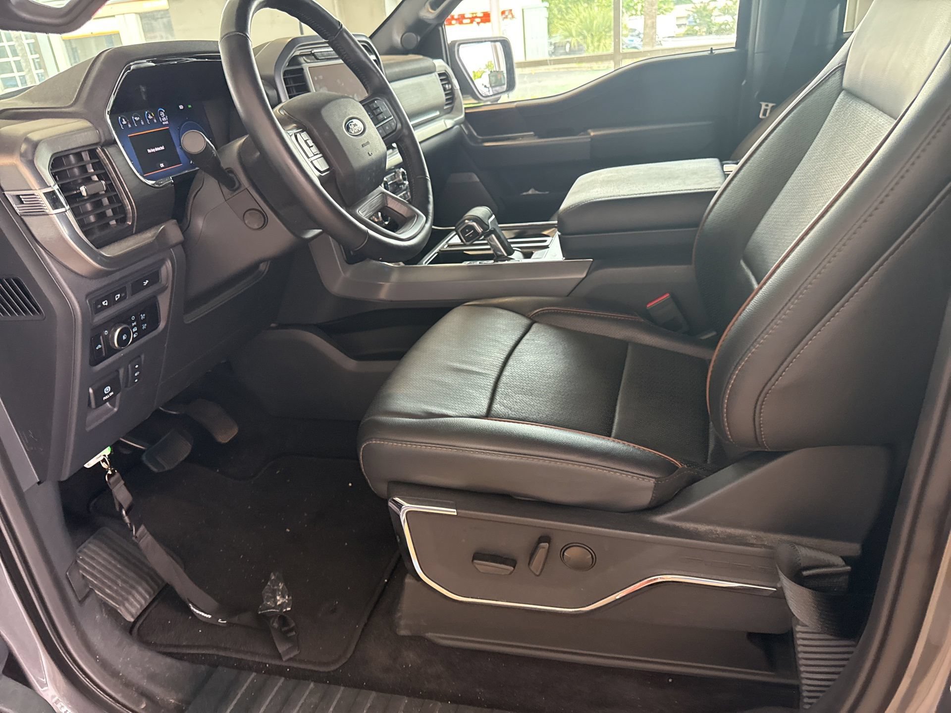 Used 2024 Ford F150 Lariat w/ Tow/Haul Package AWD/4WD image 16