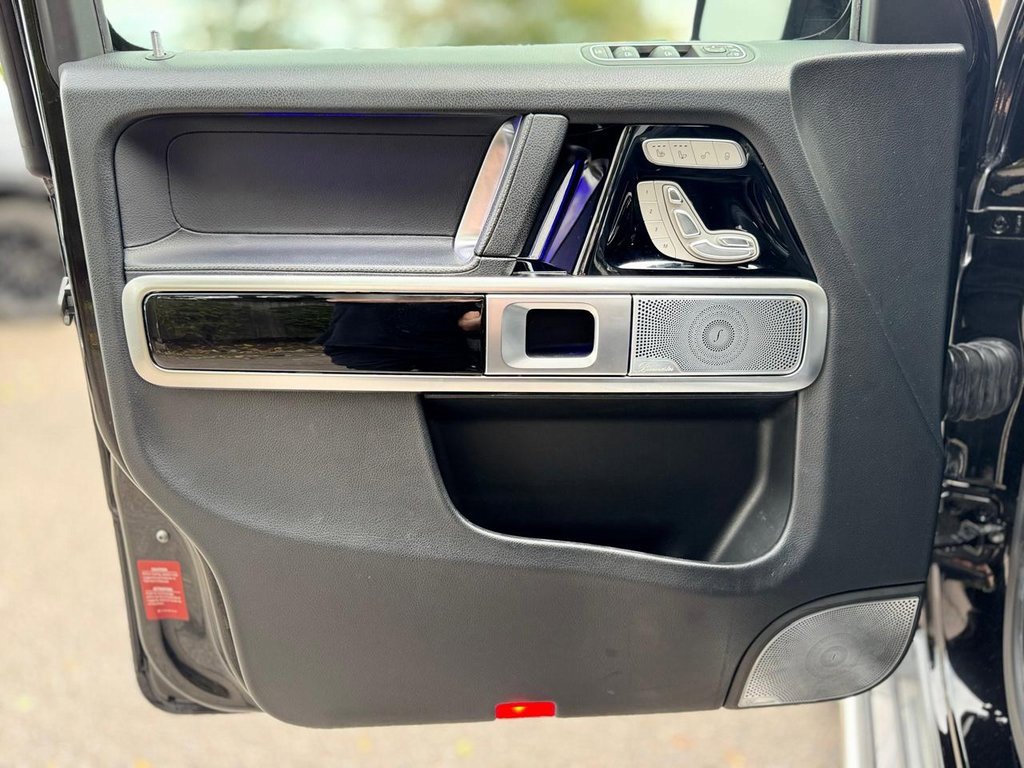 Used 2019 Mercedes-Benz G 550 w/ AMG Line image 12