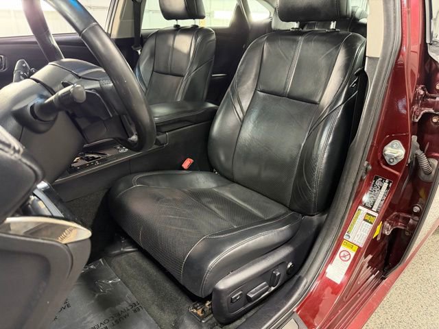 Used 2013 Toyota Avalon Limited FWD image 22