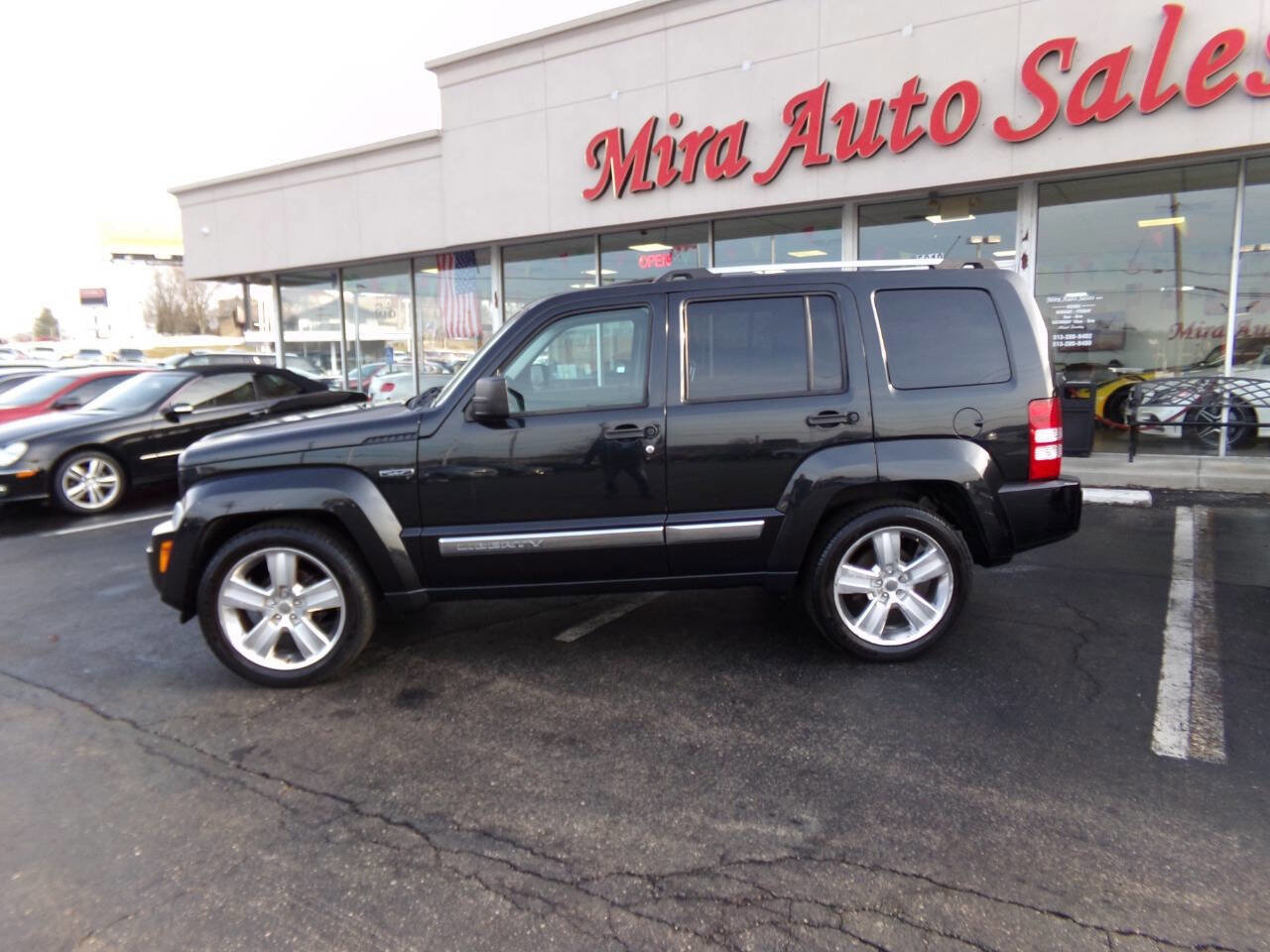 Used 2012 Jeep Liberty Limited Jet w/ Comfort/Convenience Group image 43