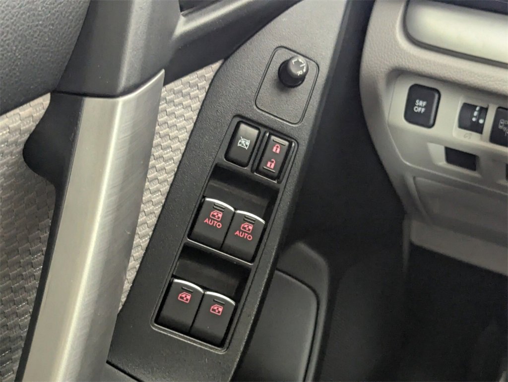 Used 2018 Subaru Forester 2.5i Premium image 16