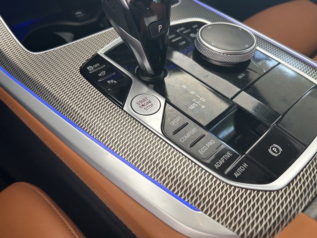 Used 2023 BMW X5 sDrive40i w/ M Sport Package RWD image 18