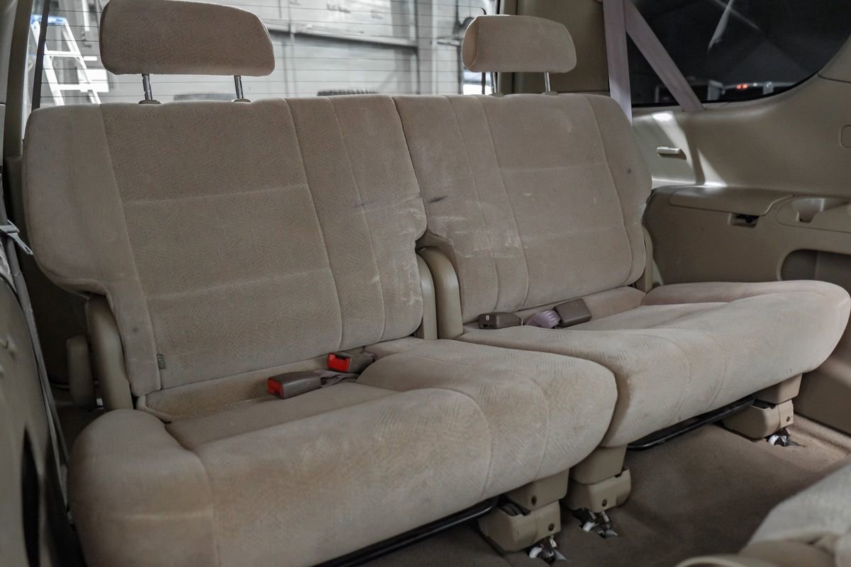 Used 2004 Toyota Sequoia SR5 image 37