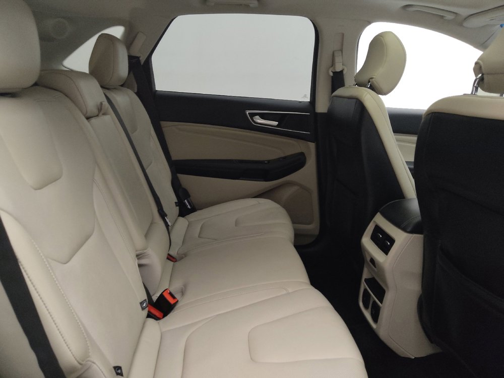 Used 2015 Ford Edge Titanium w/ Equipment Group 302A AWD/4WD image 19
