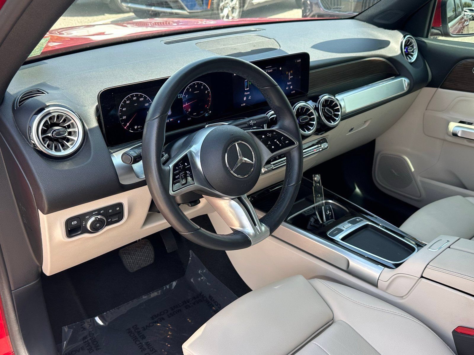 Used 2024 Mercedes-Benz GLB 250 image 20