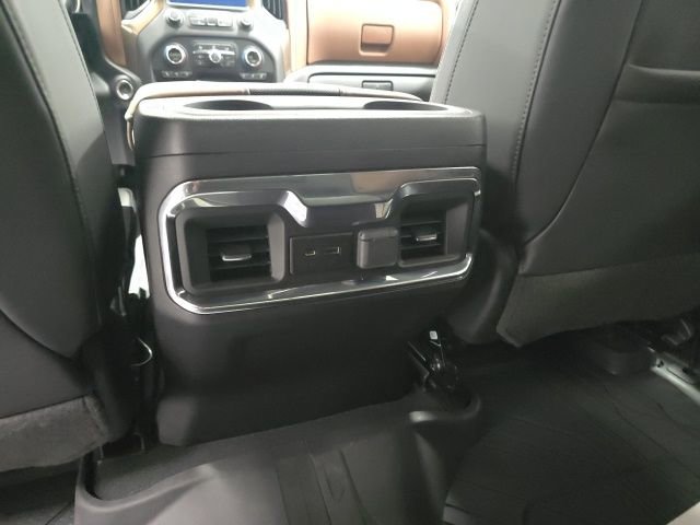 Certified 2022 Chevrolet Silverado 1500 High Country w/ LPO, Dark Essentials Package image 24