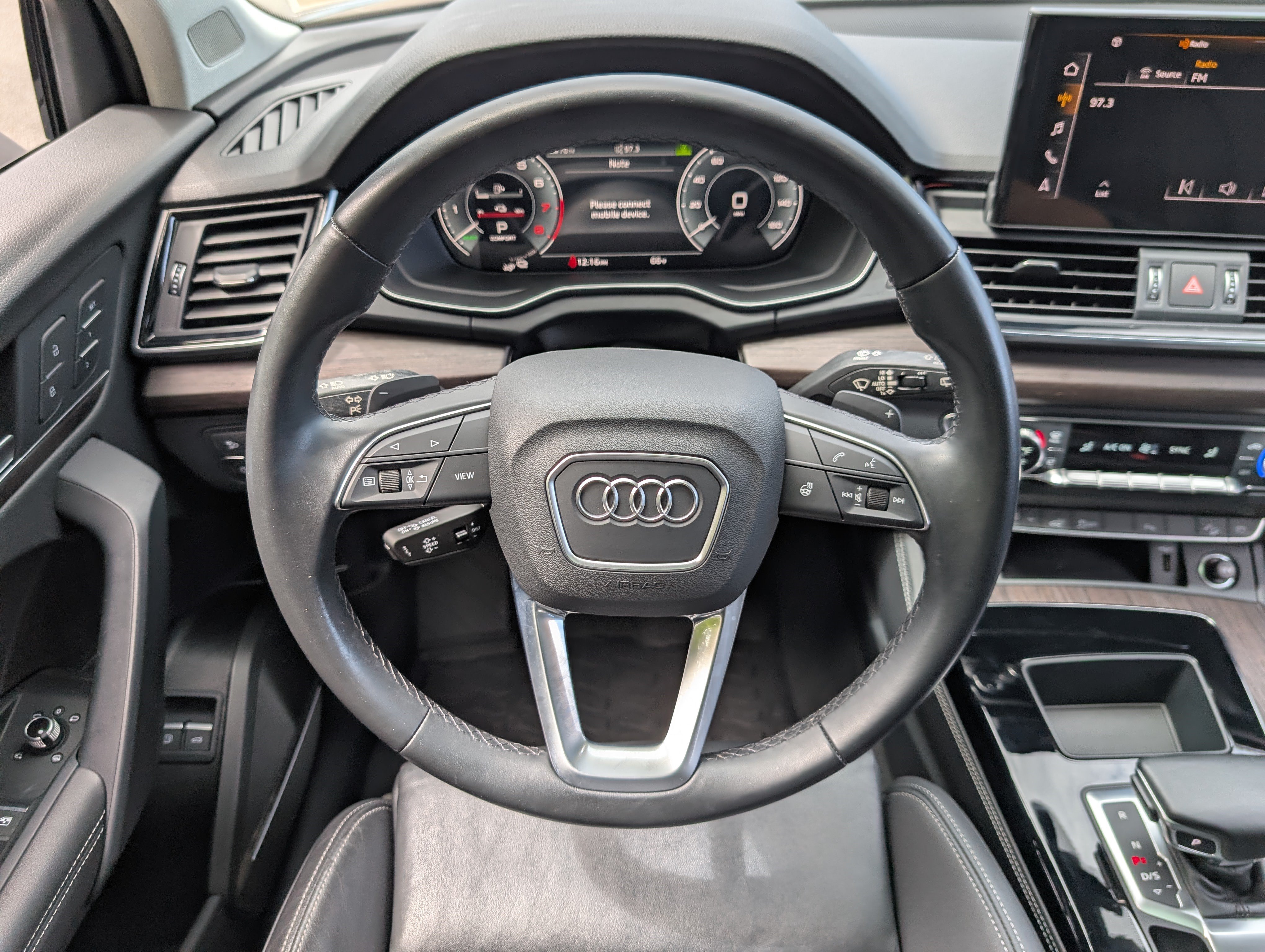 Used 2023 Audi Q5 e Premium Plus w/ Premium Plus Package AWD/4WD image 24