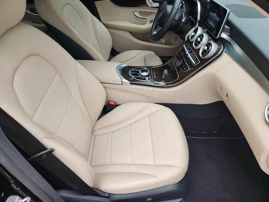 Used 2018 Mercedes-Benz C 300 Sedan image 14