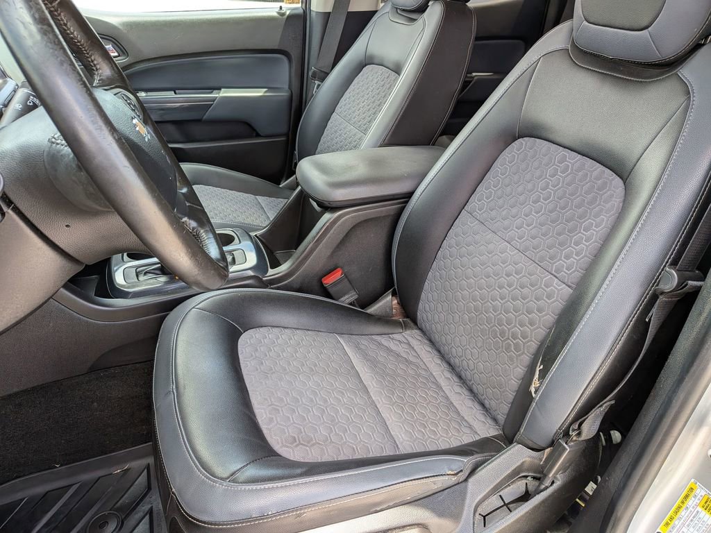 Used 2015 Chevrolet Colorado Z71 AWD/4WD image 14