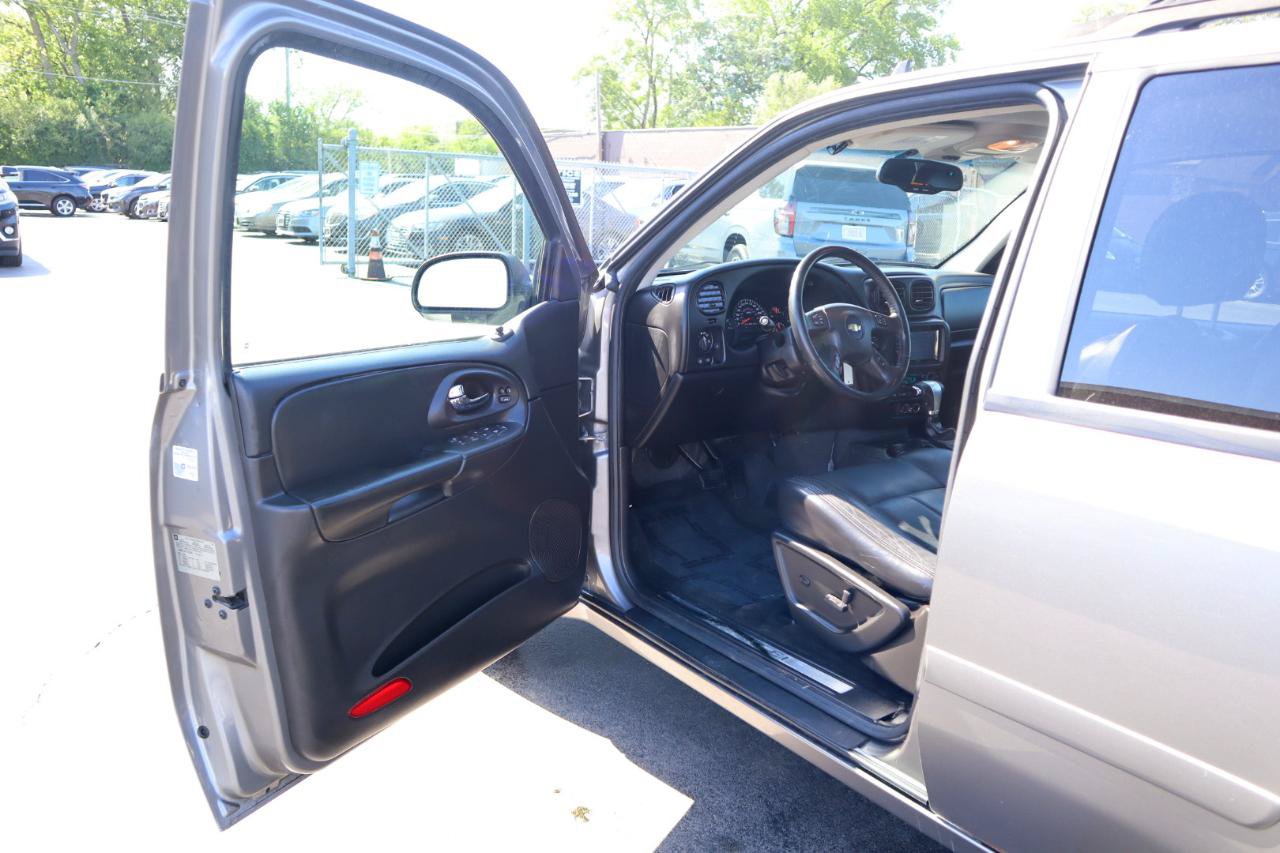 Used 2007 Chevrolet TrailBlazer LT w/ LT Preferred Equipment Group AWD/4WD image 19
