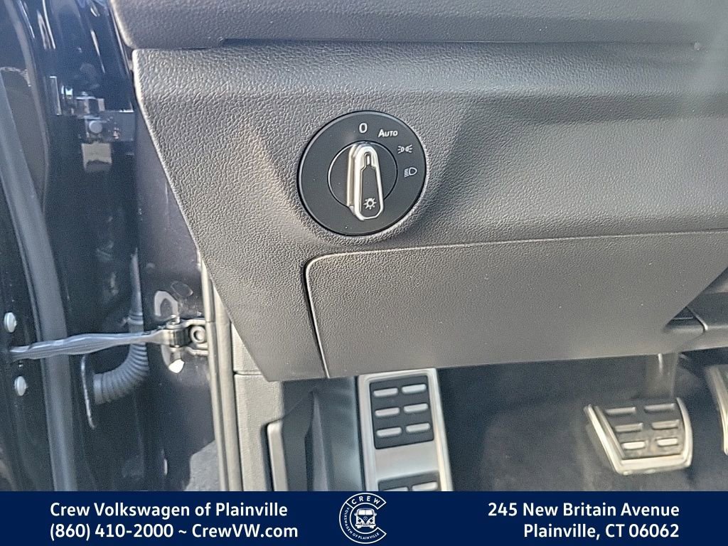 Certified 2023 Volkswagen Jetta Sport image 39