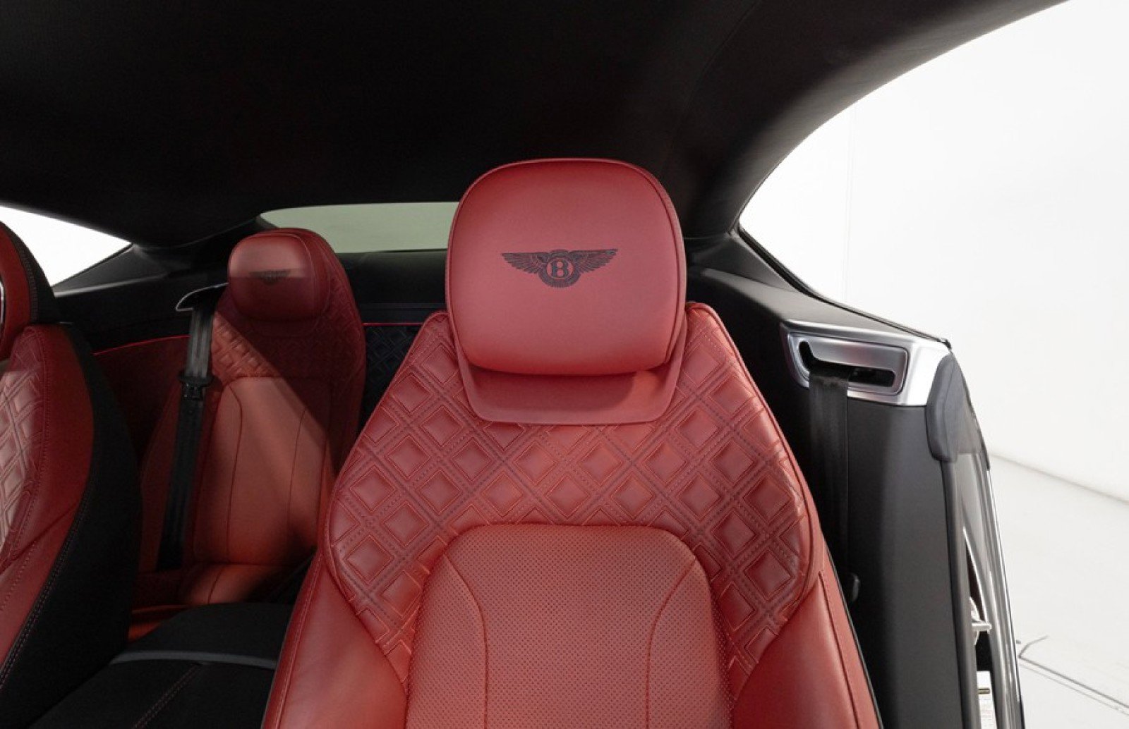 Used 2020 Bentley Continental GT AWD/4WD image 4