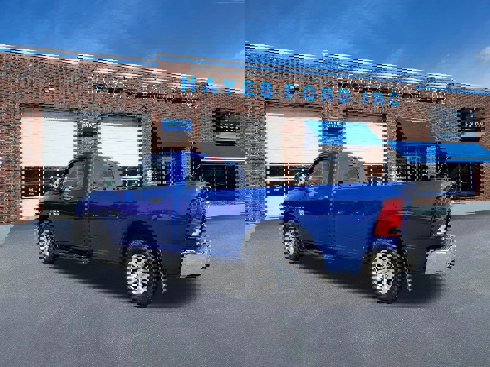 Used 2016 RAM 1500 Tradesman w/ Power & Remote Entry Group image 3