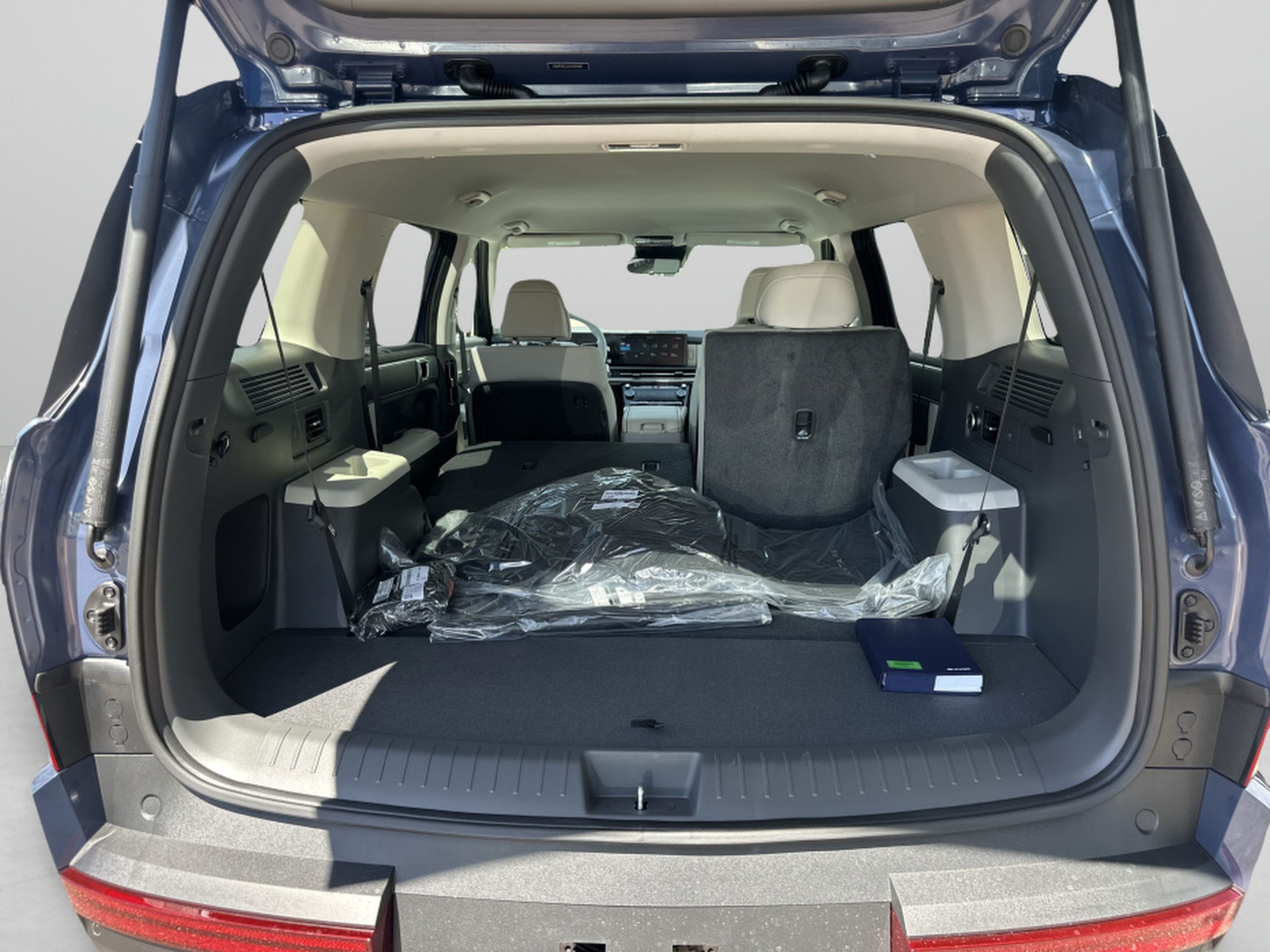 New 2027 Hyundai Santa Fe SEL FWD image 6