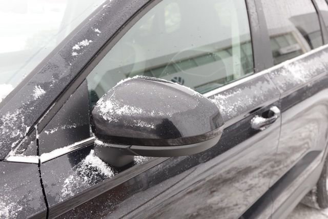 Used 2025 Volkswagen Taos SE w/ Panoramic Sunroof Package image 12