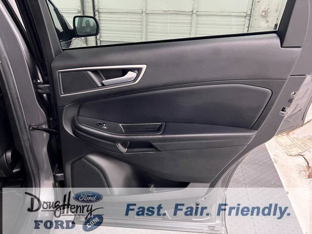 Used 2023 Ford Edge SEL image 34