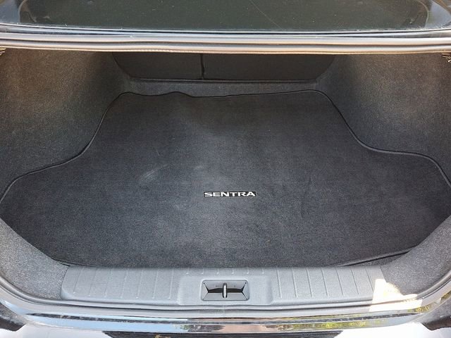 Certified 2025 Nissan Sentra SR image 29