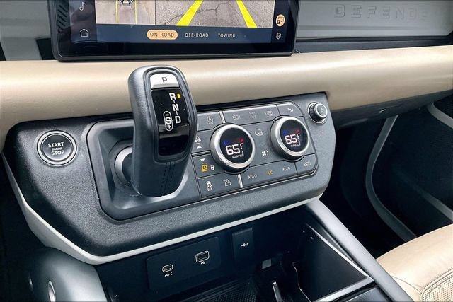 Used 2020 Land Rover Defender 110 HSE AWD/4WD image 29