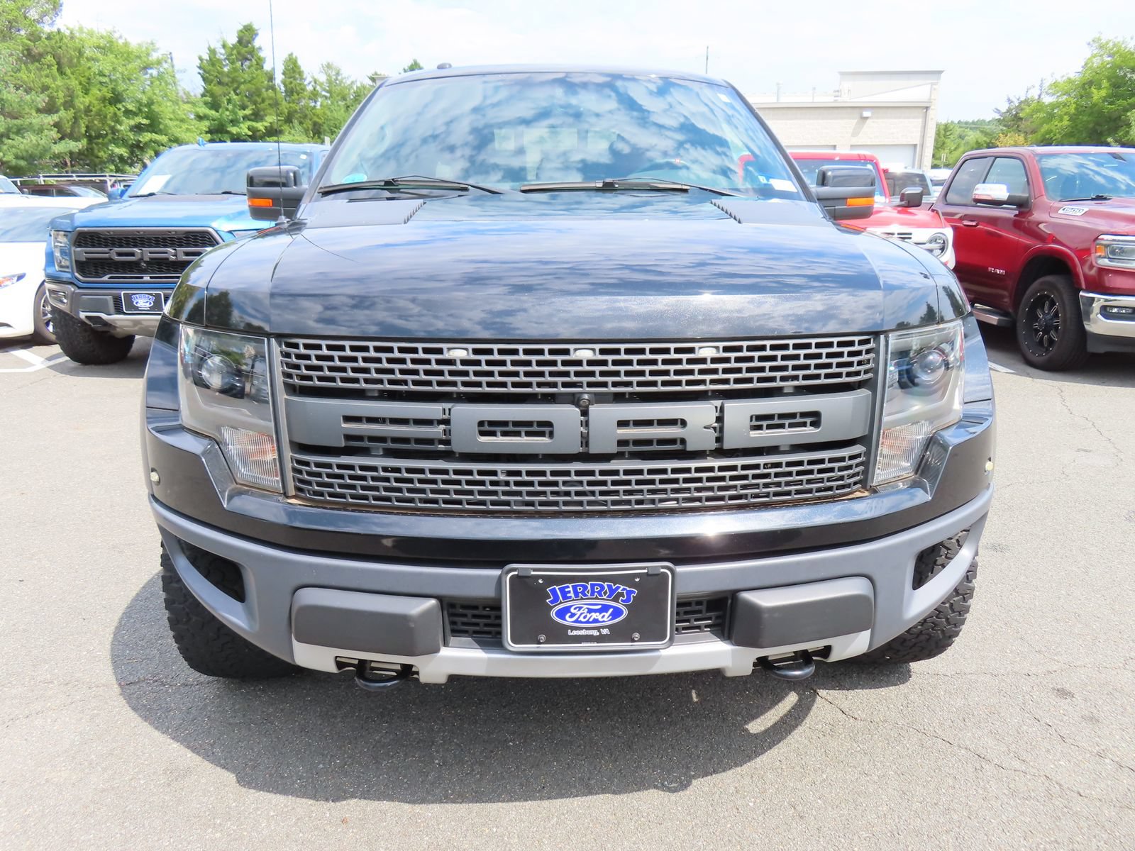 Used 2014 Ford F150 Raptor w/ Equipment Group 801A Luxury AWD/4WD image 2