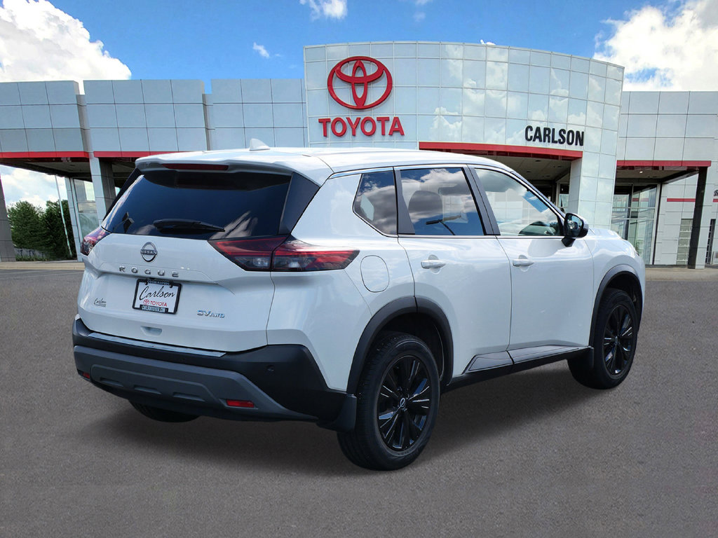 Used 2022 Nissan Rogue SV AWD/4WD image 5