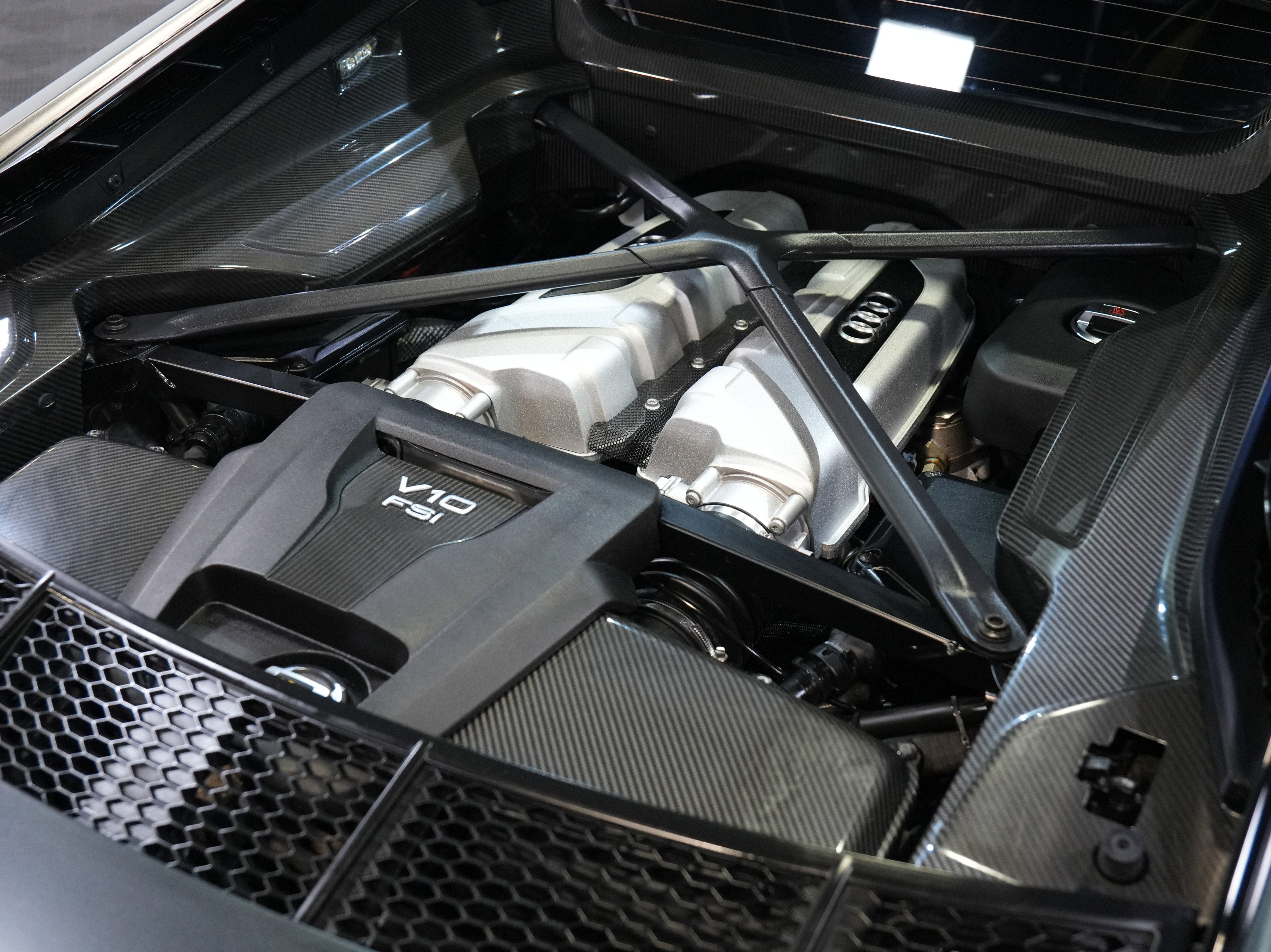 Used 2017 Audi R8 V10 plus image 47