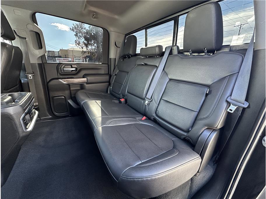 Used 2021 Chevrolet Silverado 3500 LTZ w/ LTZ Convenience Package image 16